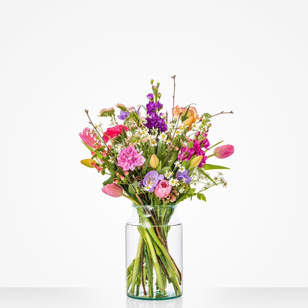 Monthly bouquet of March